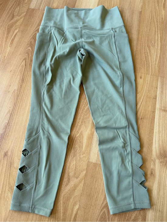 Athleta Pants - Athleta women’s leggings athletic pants olive green great cutout details medium